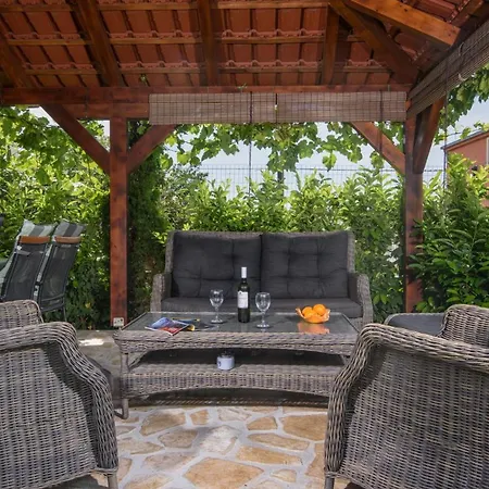 Lado With Private Pool Near Split * Kaštela