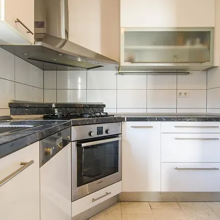 Willa Lado With Private Pool Near Split Kaštela