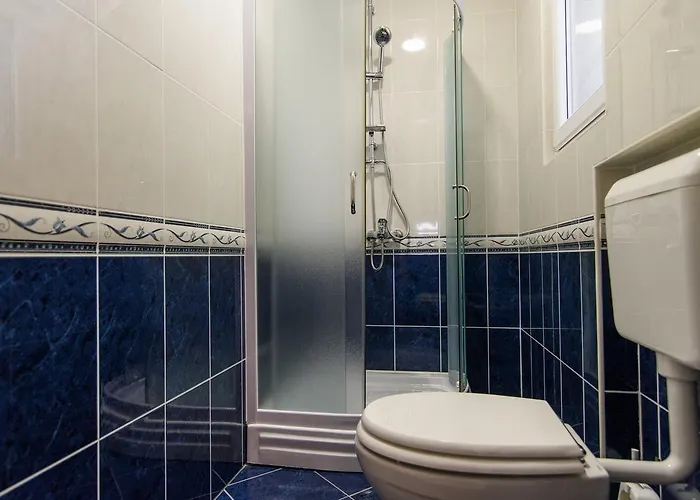 Lado With Private Pool Near Split *
