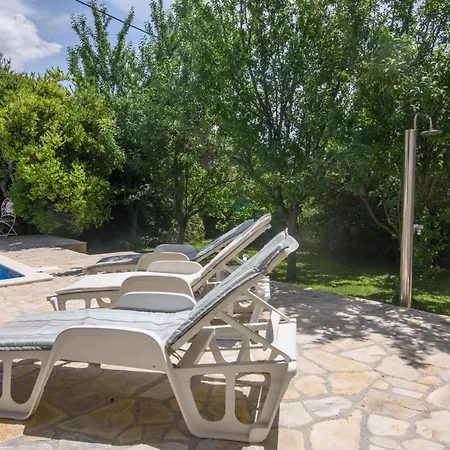 فيلة Lado With Private Pool Near Split Kaštela