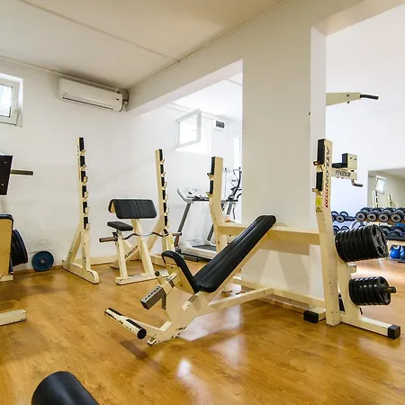 فيلة Lado With Private Pool Near Split Kaštela