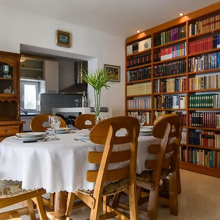 Lado With Private Pool Near Split فيلة